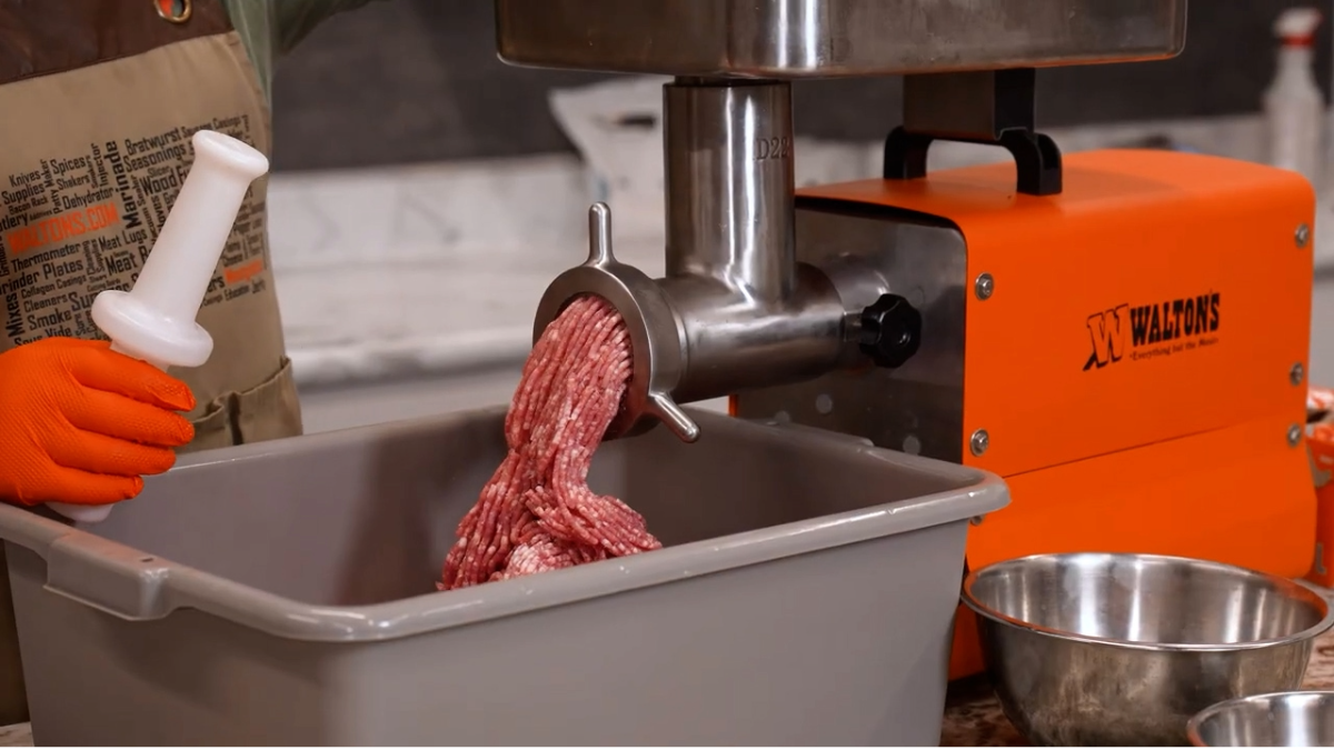 grinding meat grinding meat